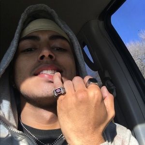 Meet your Posher, Antonio